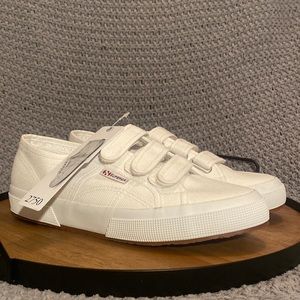 BRAND NEW WITH TAGS SUPERGA